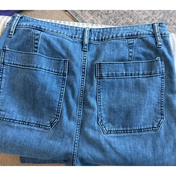 Madewell Medium Blue Wide-Leg Jeans - Picture 10 of 10